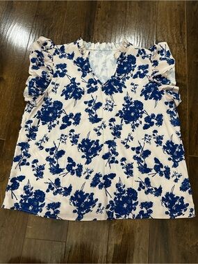 SHEIN Blue Floral V-Neck Ruffle Sleeve Top - Cream